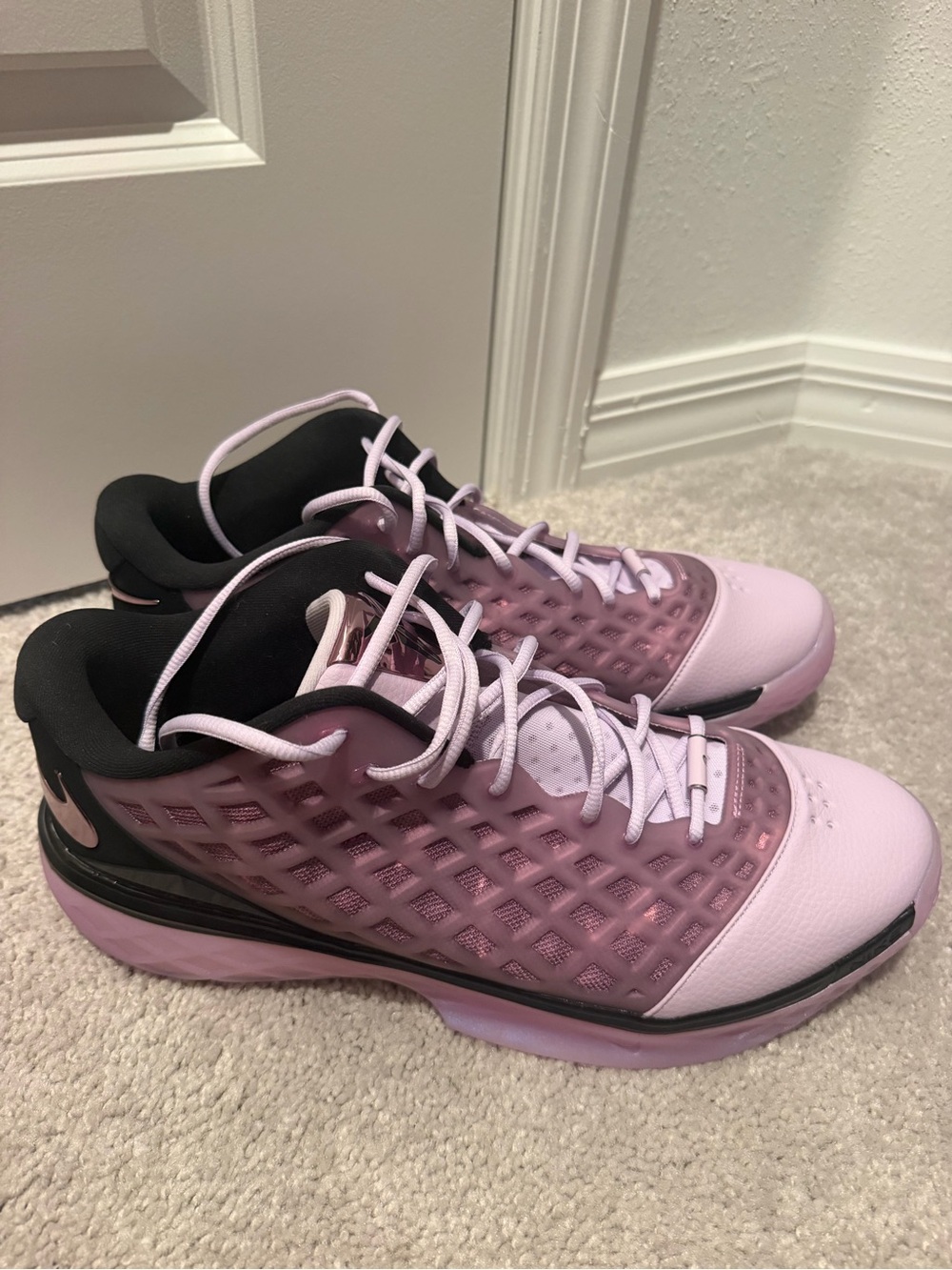 NEW Nike Kobe 3 Low Protro Pink Quartz Men’s Basketball Shoes Size 15